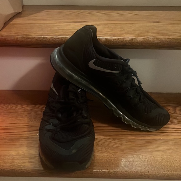 Men’s Nike Air Max - Picture 2 of 3